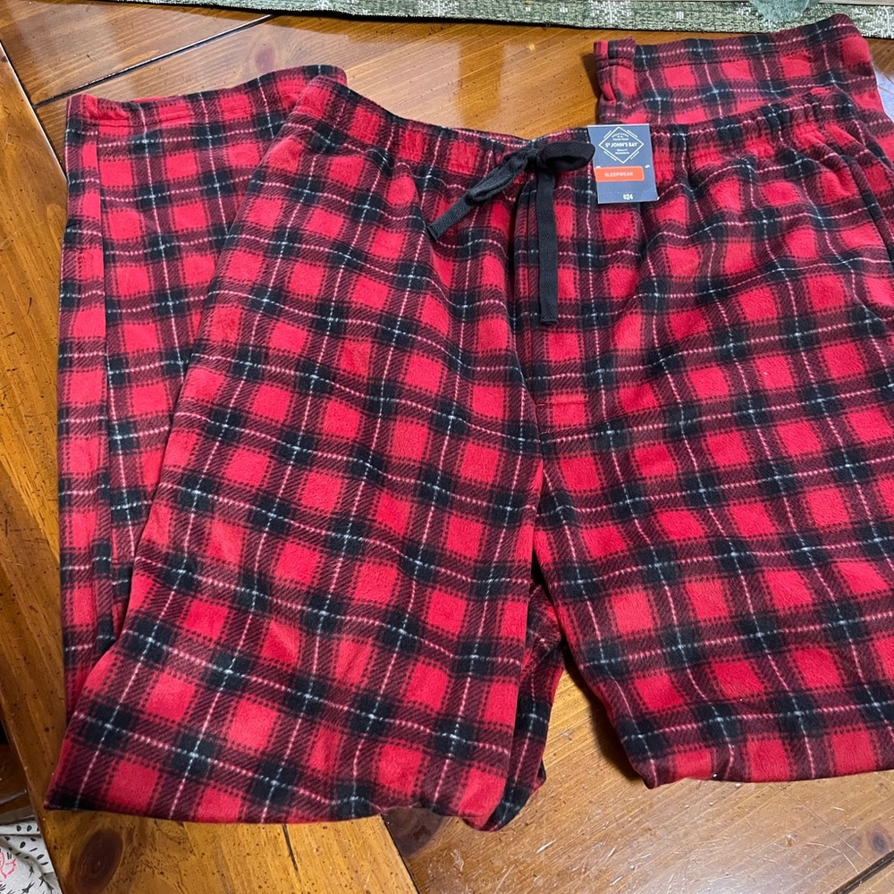 NWT St. John’s Bay Red Buffalo Plaid Fleece Lounge Pants Size Large